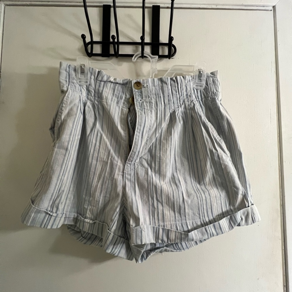 Brand new, American Eagle paper bag shorts